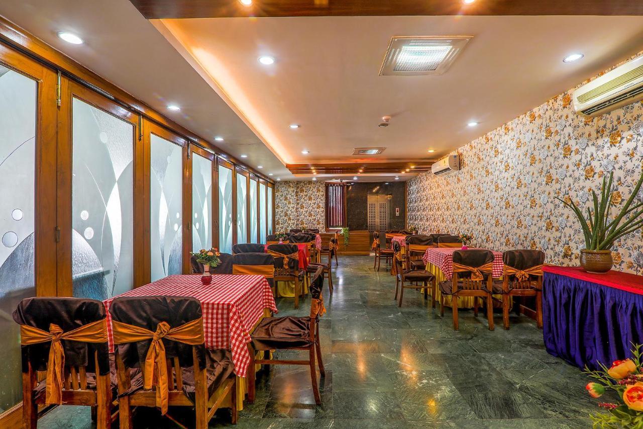 Hotel Executive Hasanganj Exterior photo