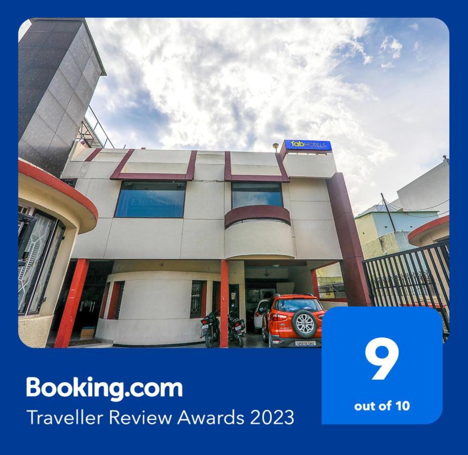 Hotel Executive Hasanganj Exterior photo